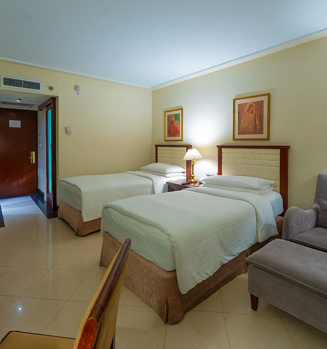 Executive Twin