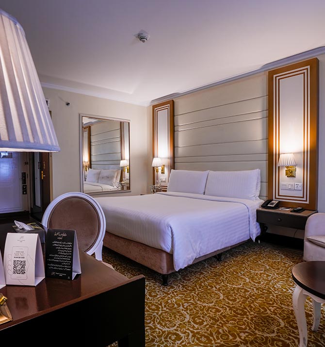 Royal Suite image 3