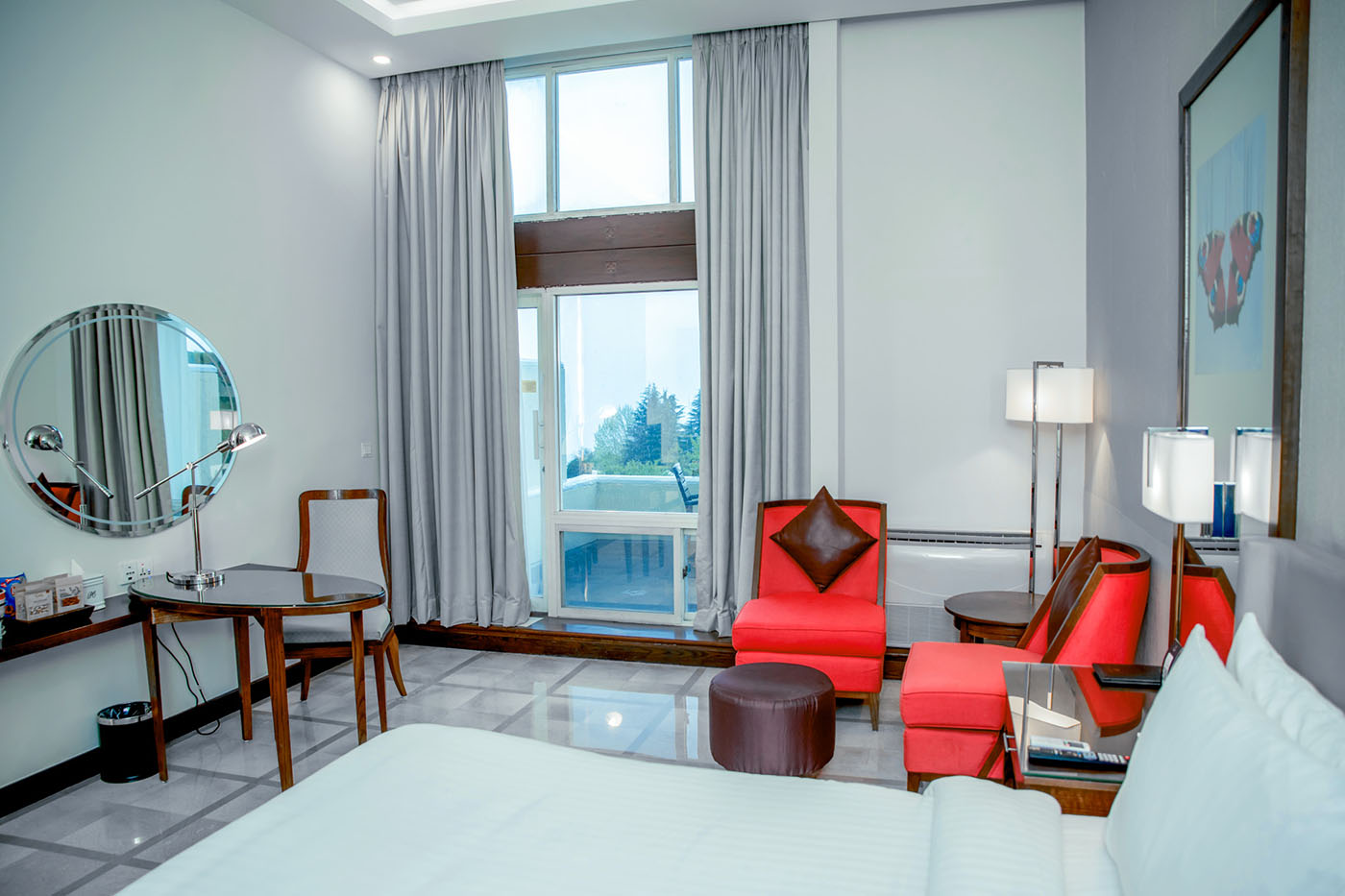 Executive King image 8