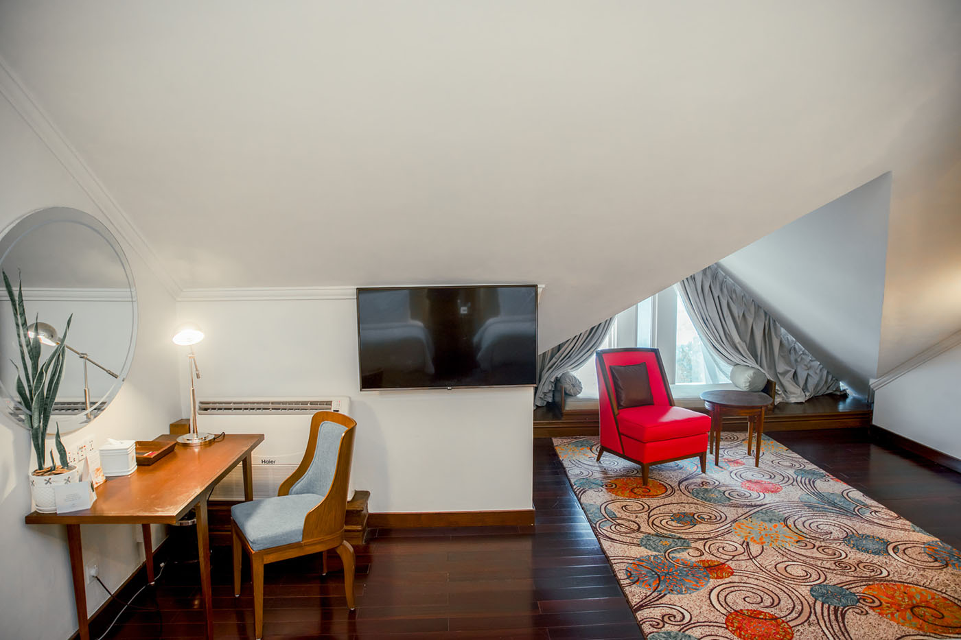 Duplex Suite – Valley View image 2