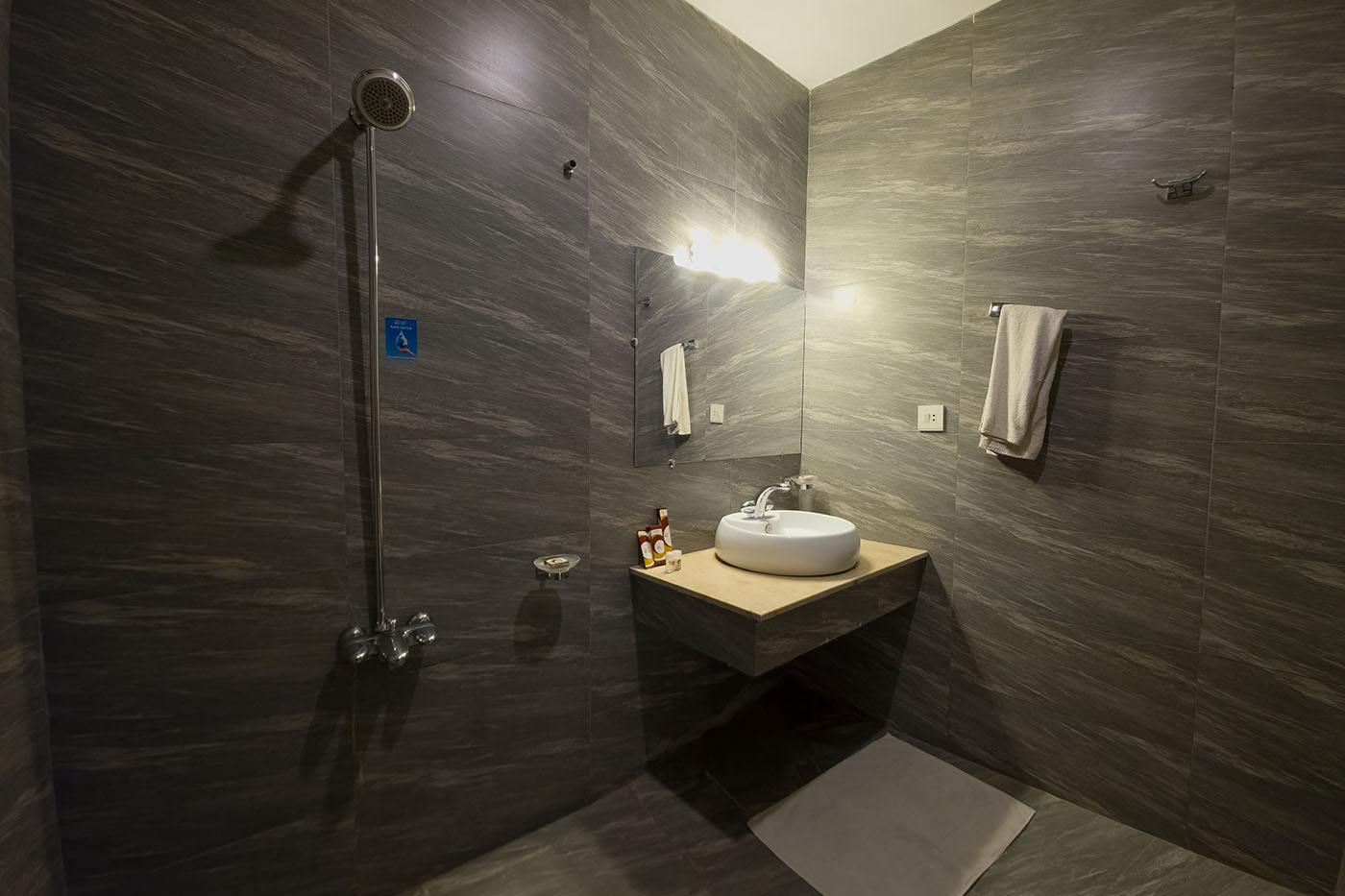 Junior Suite image 11