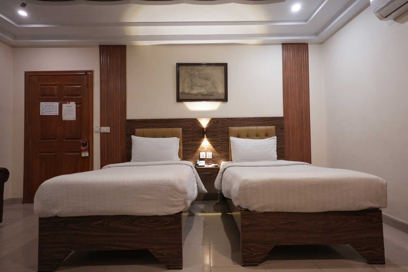 Deluxe Twin Room