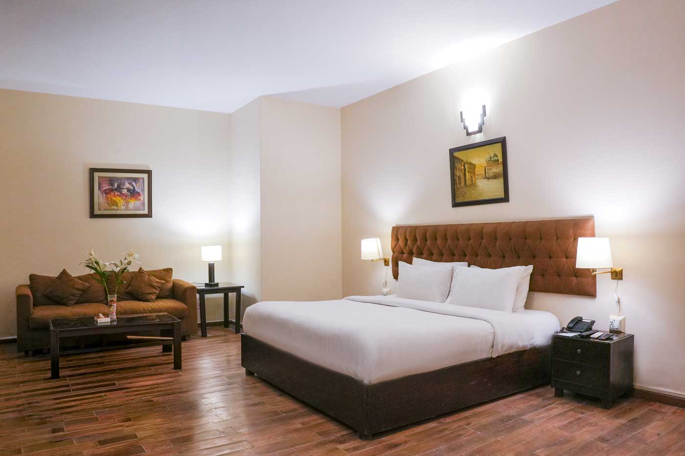 Deluxe King Room
