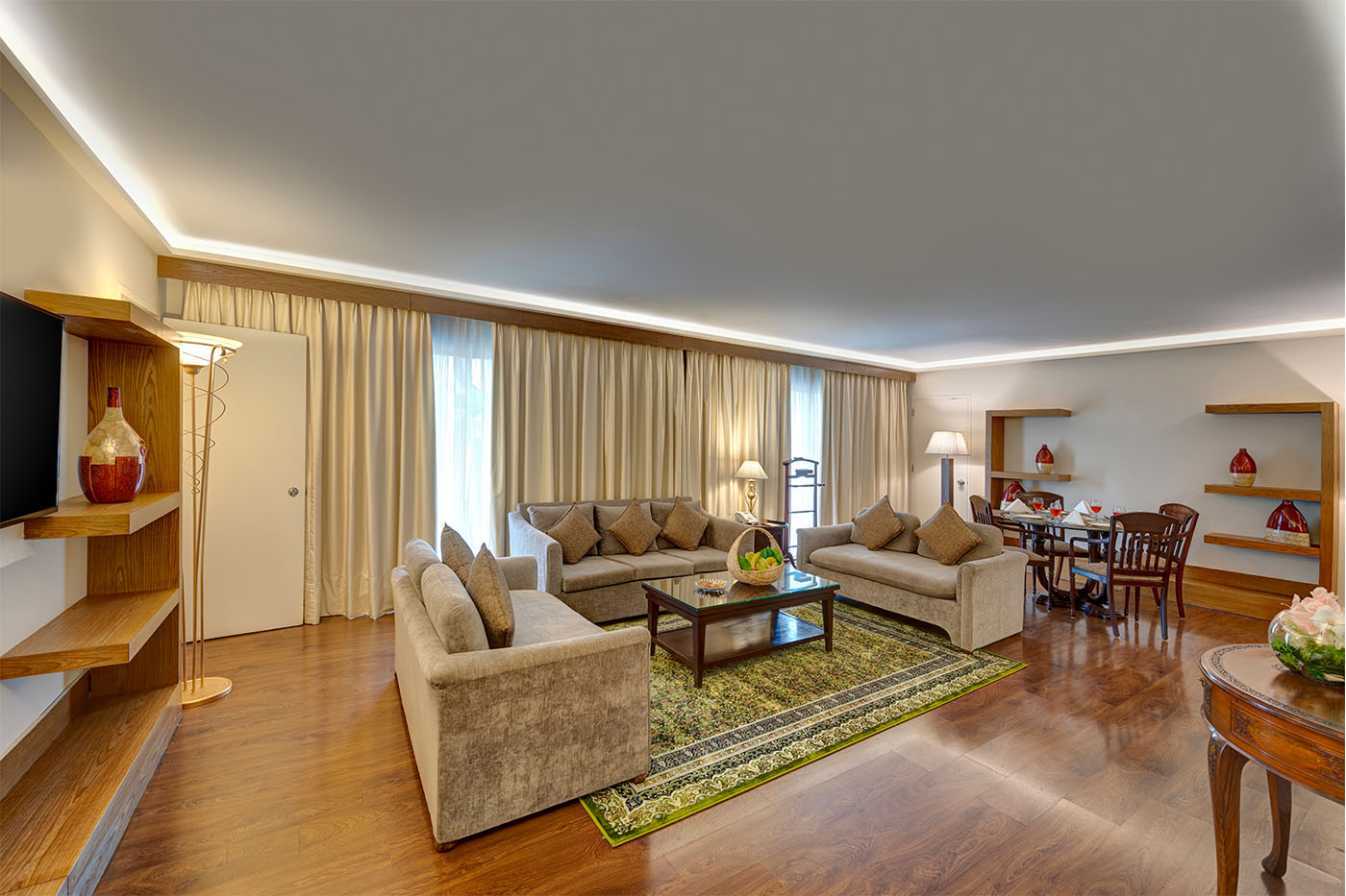 Royal Suite image 5