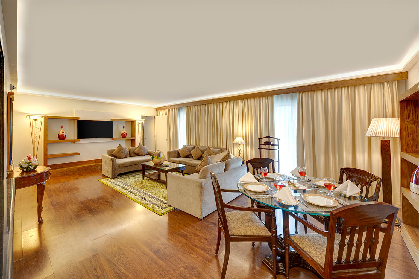 Royal Suite image 4